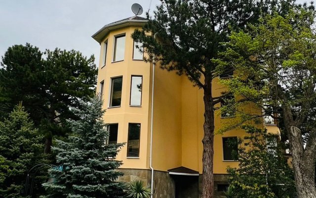 Villa Anastasiya Apartments