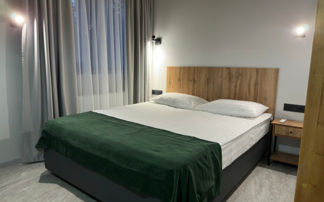 Ozero Apartments