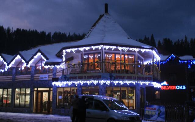 Mykola Shtefuriak Hotel