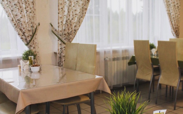 Na Valge Hotel