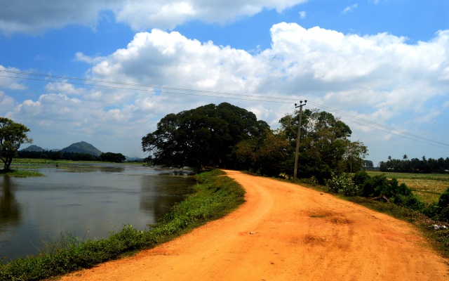 Lavanya Lakeside Guest House