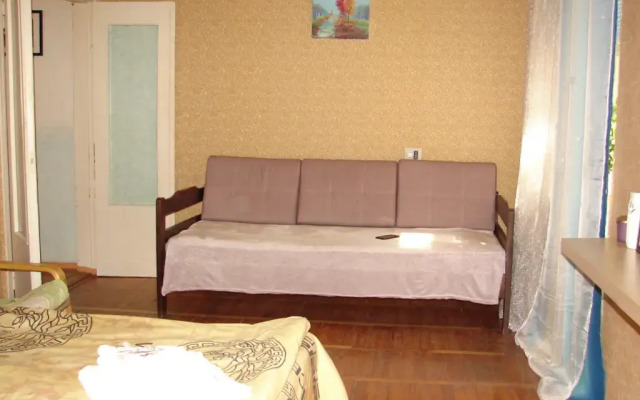 1 Komnatnaya Flat