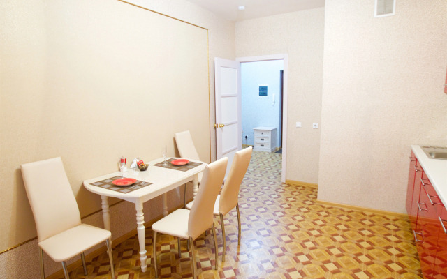 Квартира на улице 9 Мая 83 (21 этаж)