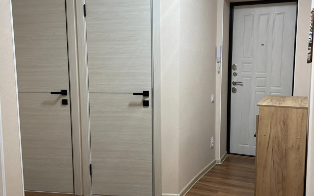 Dvukhkomnatnye  Per.kommunisticheskiy Apartments