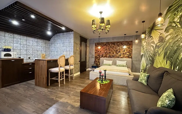 Loft S Otdelnym Vkhodom Flat