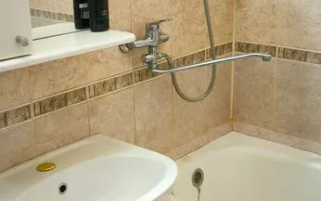 Квартира Уютная рядом с ТК Алмаз