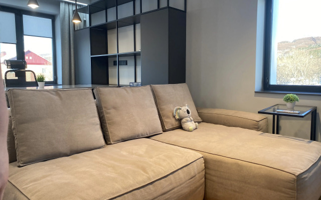 Dizaynerskaya Ryadom S G/k Gorny Vozdukh Flat