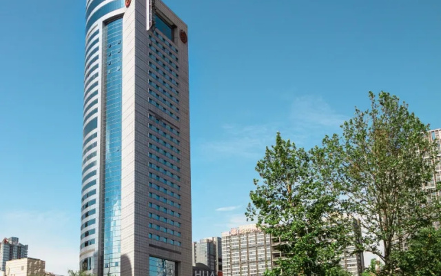 Sheraton Chengdu Lido Hotel - Image 2