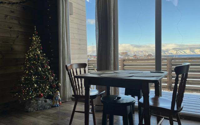 Khvoya Guest House