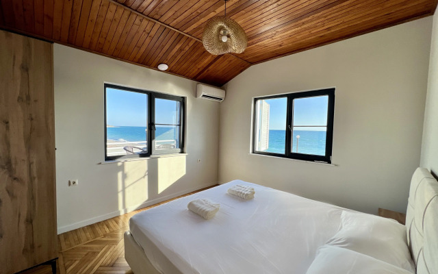 Avrora Villa