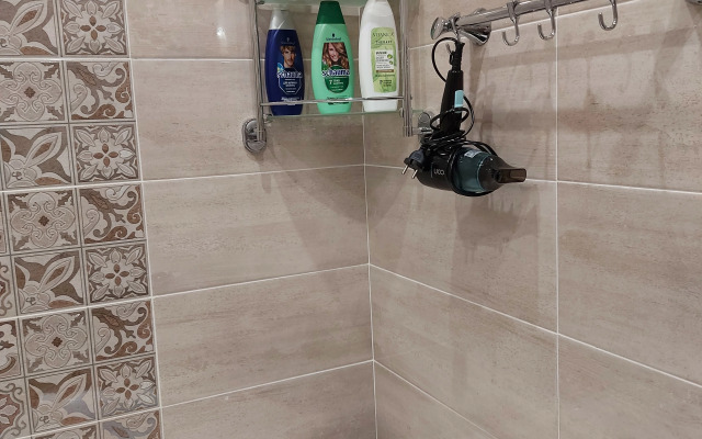 Апартаменты 5 Звезд на Шамиля Джикаева 5А-2