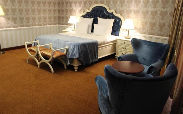 Sultan Plaza Hotel