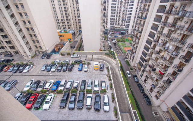 Dlya Semyi v Komplekse s Detskoy Ploschadkoy Apartments