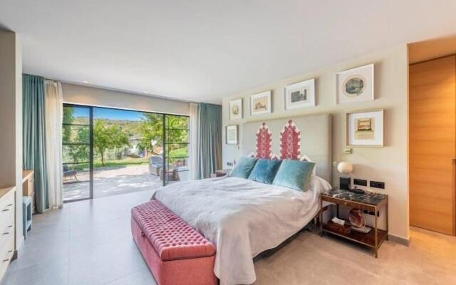 Бутик-отель Marbella Boutique Art Suites