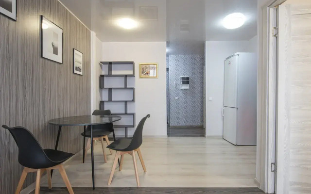 Квартира Просторная четырехместная квартира у метро