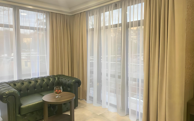 Holiday And Business 3 Apartments