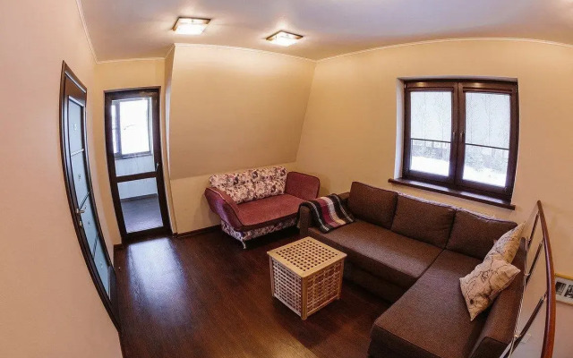 V Orgtrud Private House
