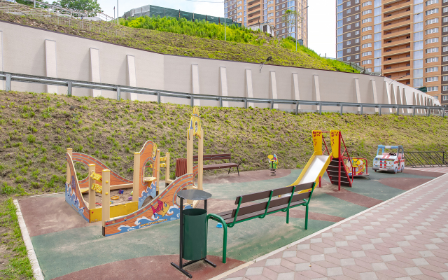 Апартаменты  TopHouse на Нейбута 6 студия