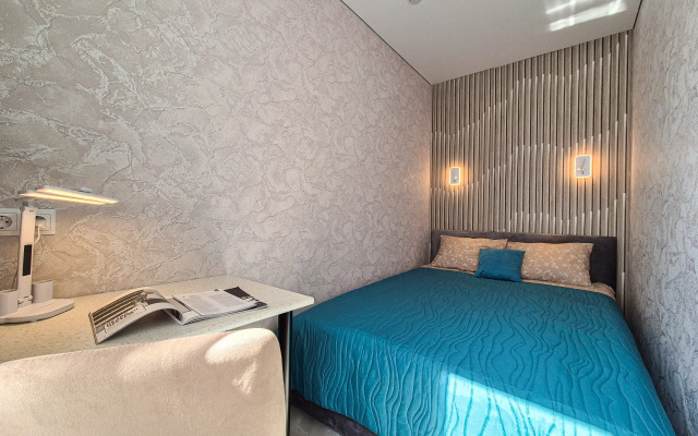 Prostornaya Studiya S Balkonom Flat