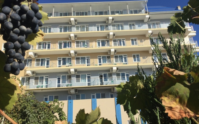 Uyut Tamani Hotel