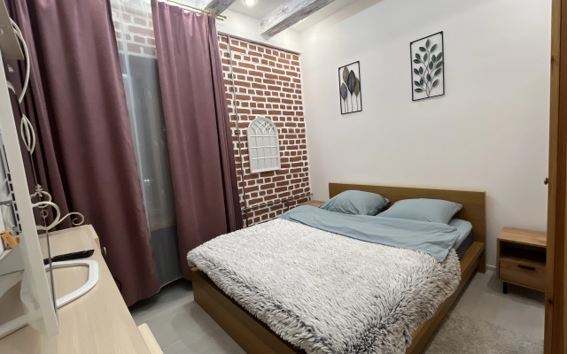 Апартаменты Логово Румс Двухкомнатные Шестиместные