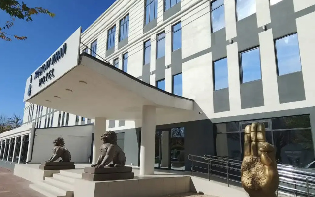 Отель Hubilay Khan