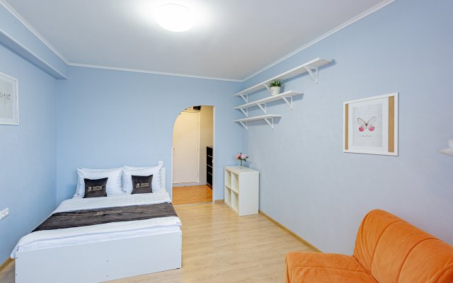 Inndays Apartment on Izumskaya
