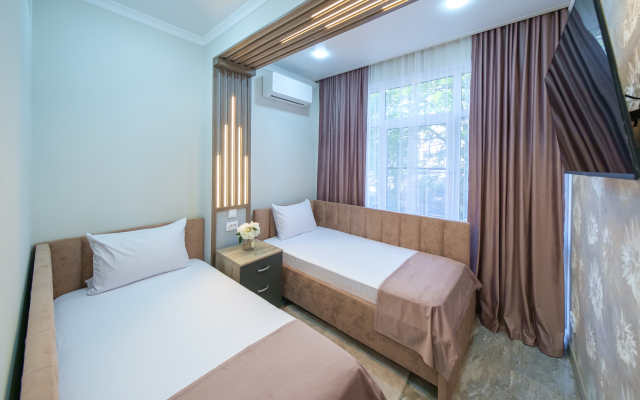 3-Kh Komnatnye  Na 1 Beregovoy Linii Apartments