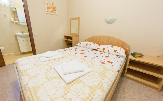 Solnechnaya 7 Guest House