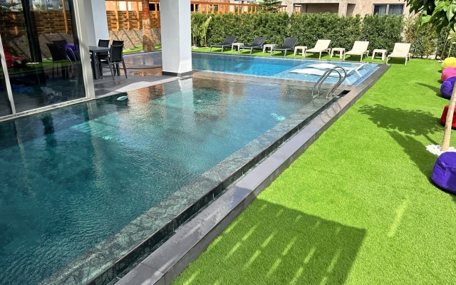 DrVilla Suits Villa