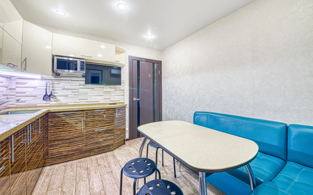 Semeynye Rimskaya Flat