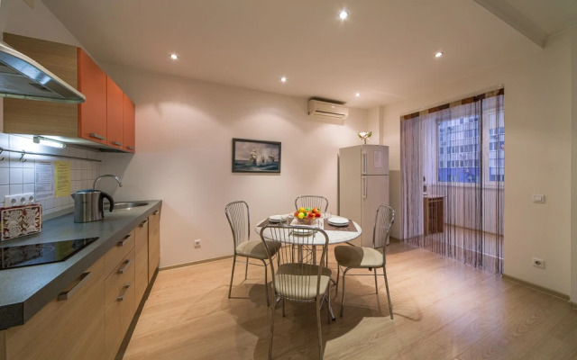 Квартира от компании Хоум Отель на Коростелевых  117