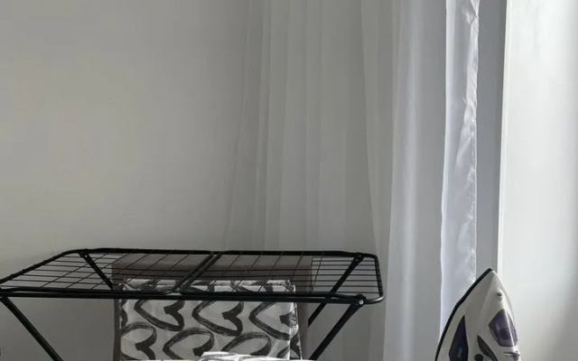 Квартира c нoвым coвременным peмoнтoм и новой техникoй