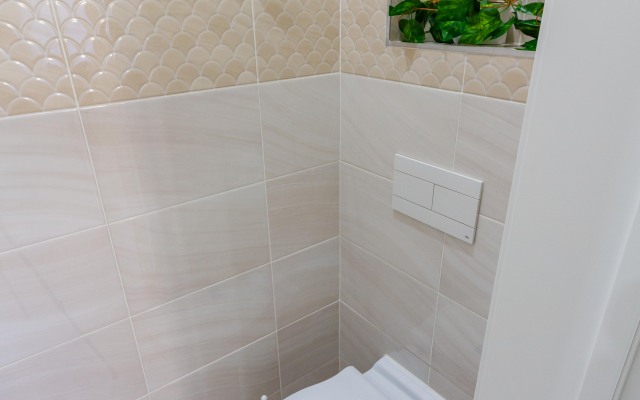 Dvukhkomnatnaya V Istoricheskom Tsentpe Gopoda S Parkovkoy Flat