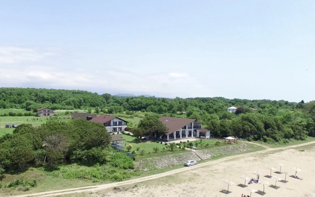 Inzhir Villadzh (Injir Village)