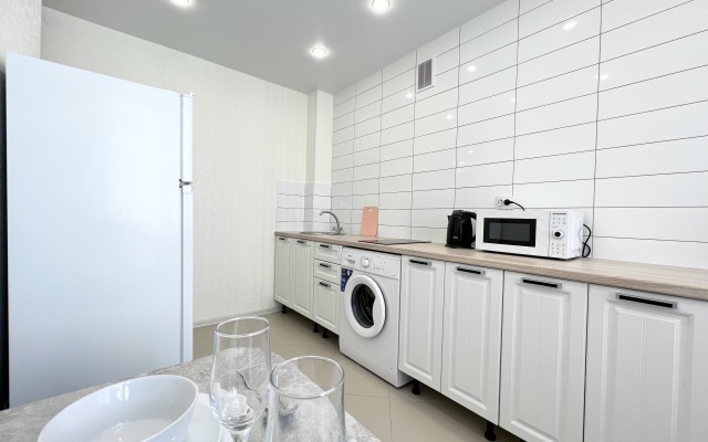 Апартаменты на Тульской 18 на шестом этаже квартира  23