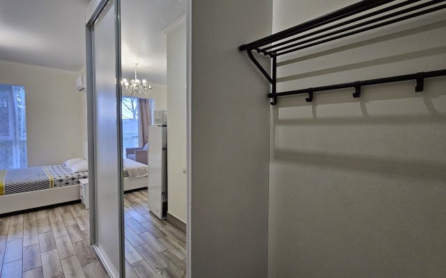 Апартаменты Уютная Студия в Центре на Войкова от HomeHotelSochi