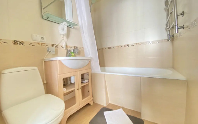 Grand S Balkonom I Vidom Na More 3/7 Apartment
