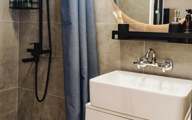 Квартира Стильная Студия для Отдыха на Дзержинского