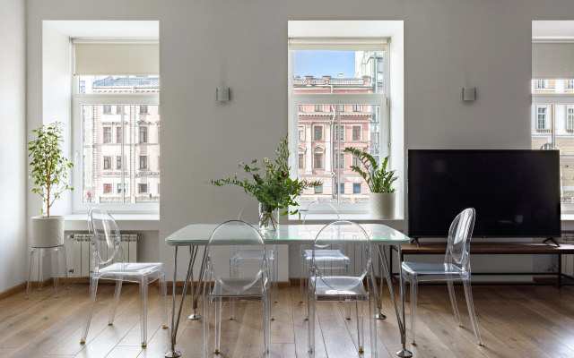 Апартаменты Minin Apartments с видом на Мойку 140 кв.м.