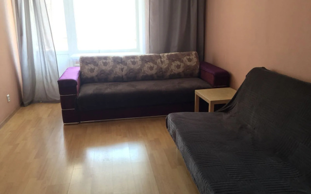 Квартира Уютная двухкомнатная