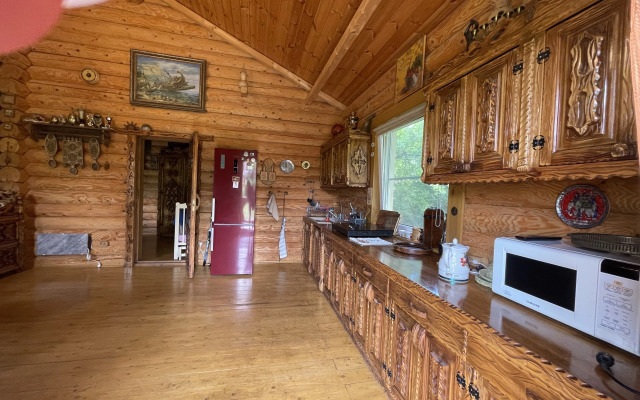 Masha I Medved Private House