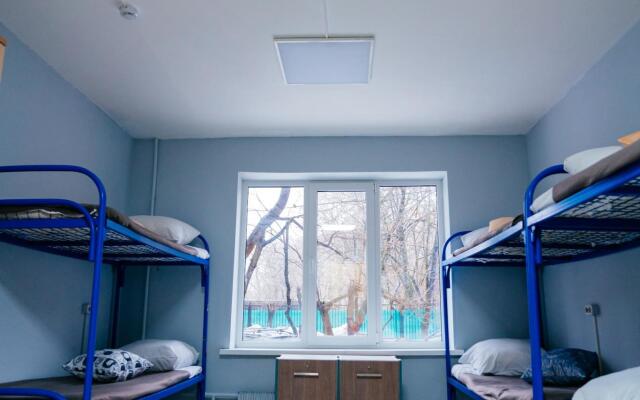 Mama, Ya V Gostyakh Hostel