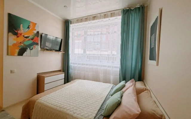 Na Tsvetochnoy 44/3 Apartments