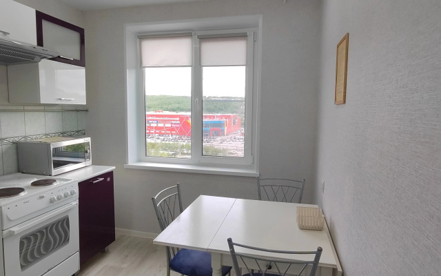 Квартира возле ТРЦ Плазма с лифтом и балконом