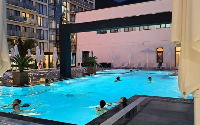 Hotel Izumrud