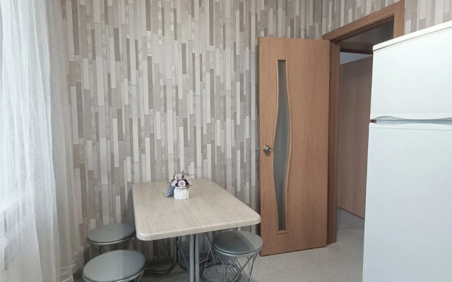 2kh Komnatnaya Ryadom S Ashan ul Krivenkova Flat