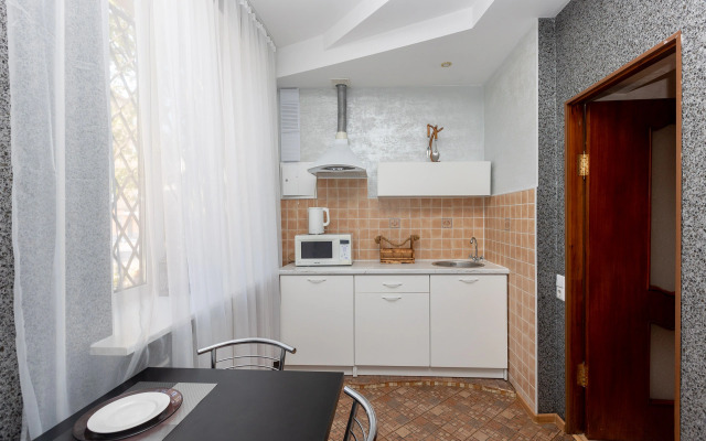 Na Ploschadi Pobedy Apartments
