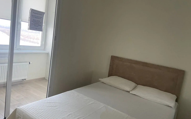 Elitnyye na Beregu Reki Tura s Vidom na Most Vlyublennykh Apartments