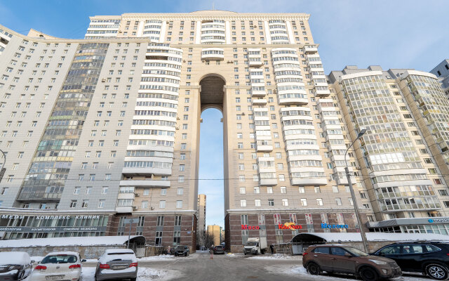 Апартаменты на Комендантском проспекте 17/1